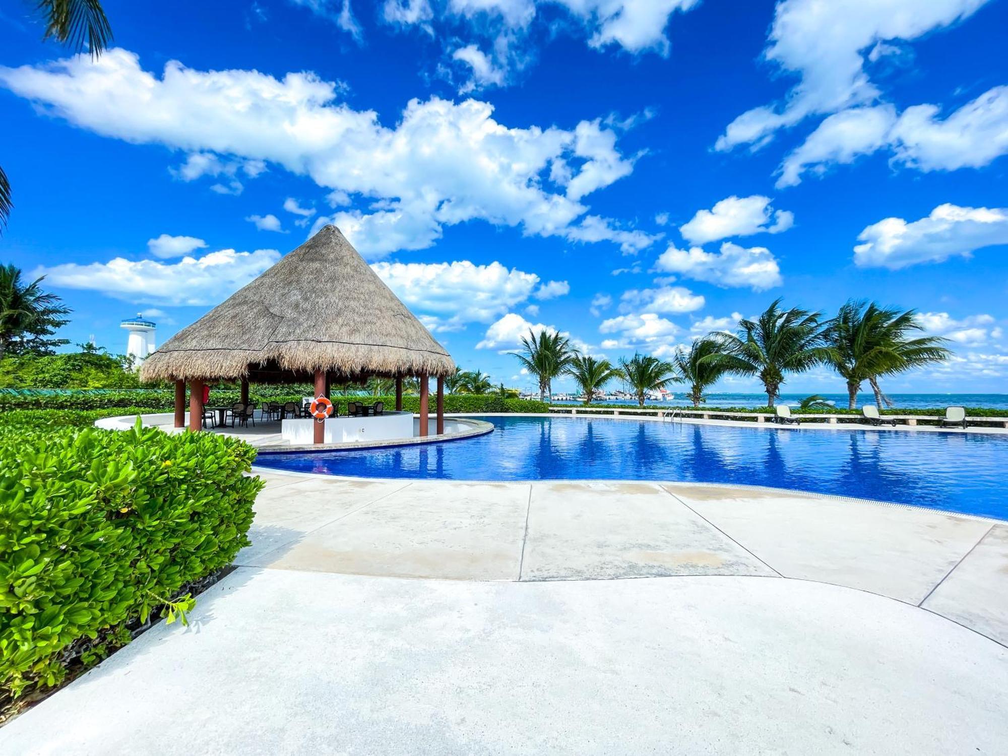 New Beachfront Luxury Apartments Cancun Exterior photo