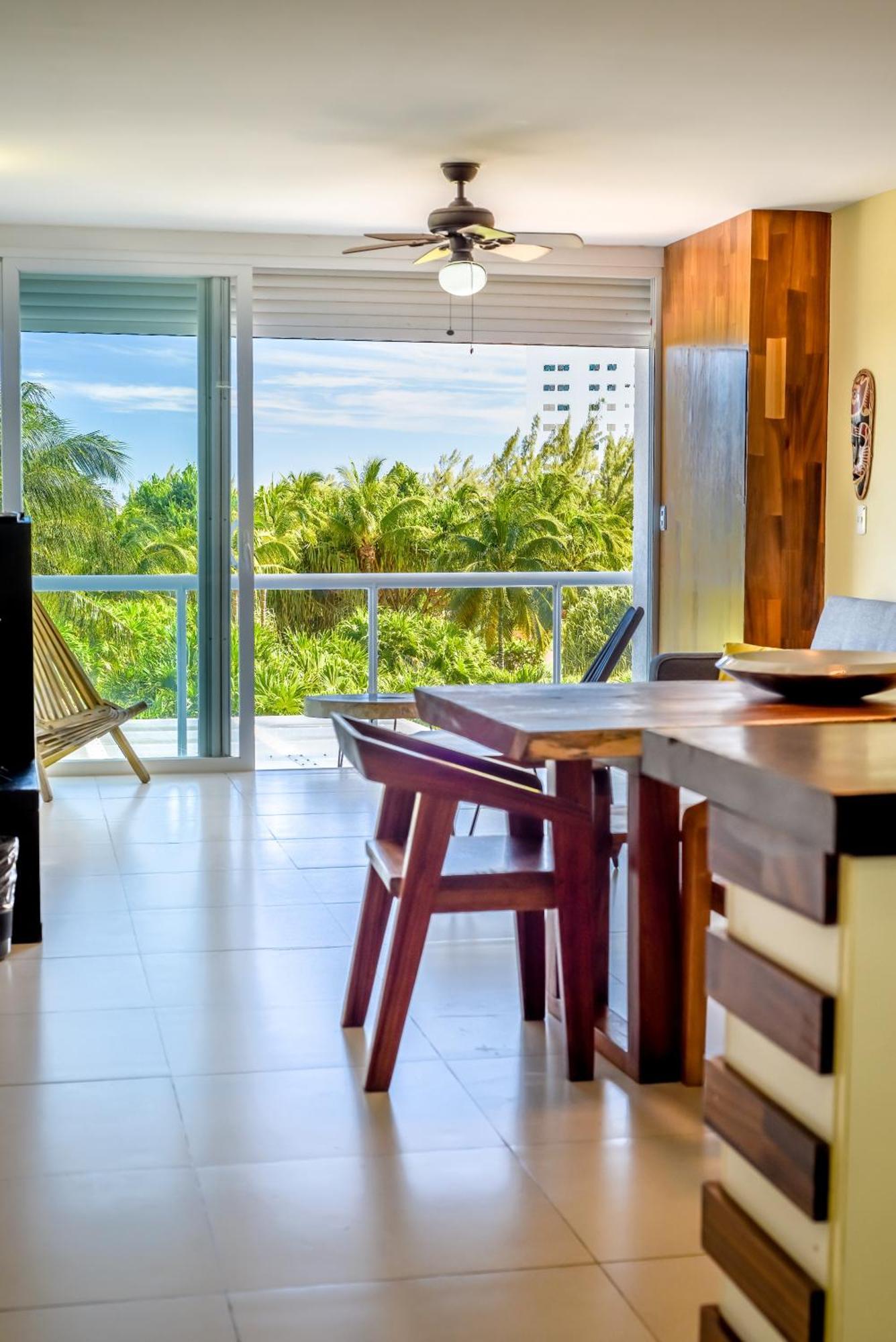 New Beachfront Luxury Apartments Cancun Exterior photo